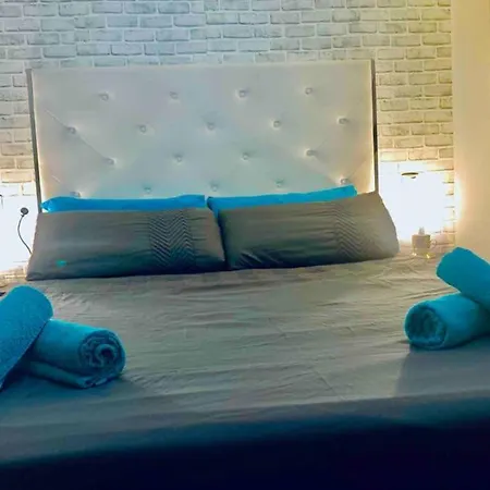 Apartment Apartamento Moderno Tipo Semisotano En Playa Canteras Con Wifi *